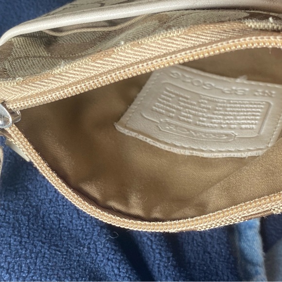 Coach purse - Picture 2 of 2